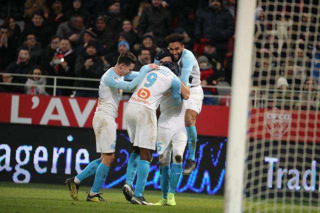  马赛主场三球大胜对手，法甲卫冕冠军展现实力